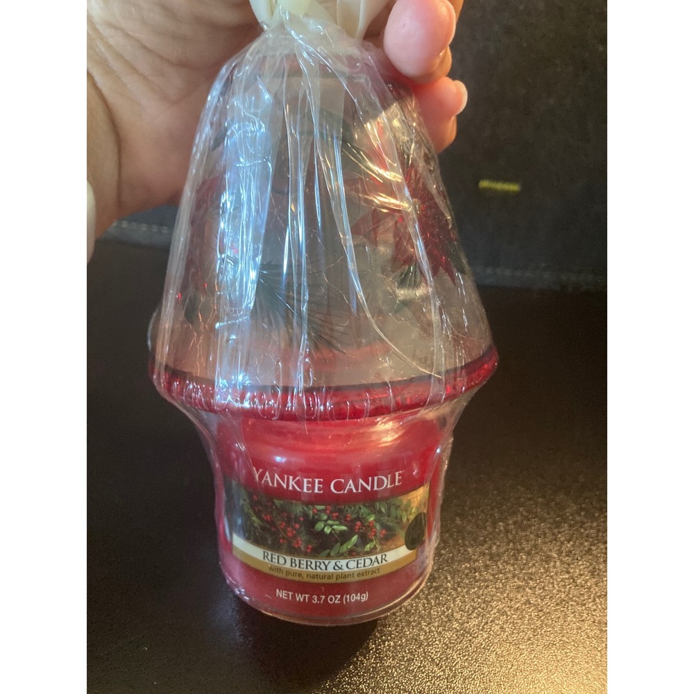Yankee Candle Red Berry & Cedar 3.7oz Jar w/Poinsettia Crackle Glass Shade New - Picture 3 of 8